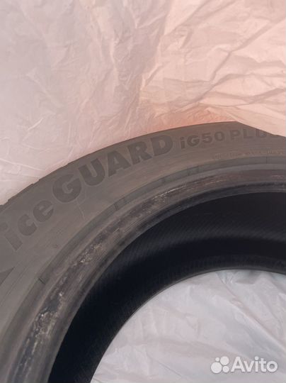 Yokohama Ice Guard IG50+ 225/55 R17
