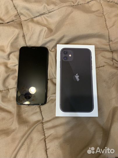 iPhone 11, 64 ГБ