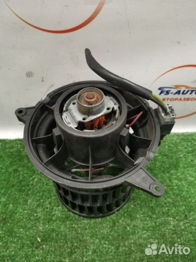 Мотор печки Ford Fusion 1.6 fyja 2008