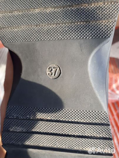 Ботинки дутики зимние р.37