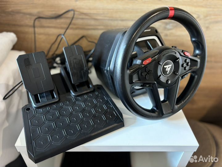 Игровой руль Thrustmaster t128 (PS/PC)