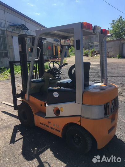 Вилочный погрузчик Волжский погрузчик VP D15, 2011