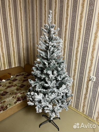 Ель искуственная заснеженная новая 180 и 210 см