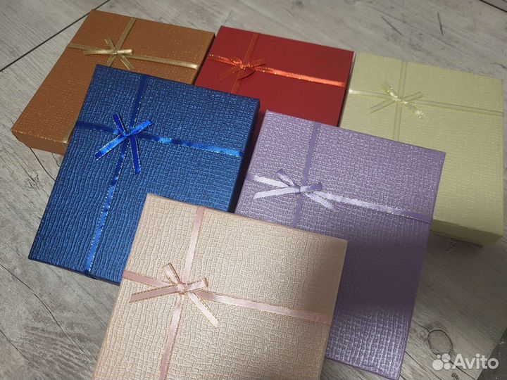 Подарочная коробка крафт