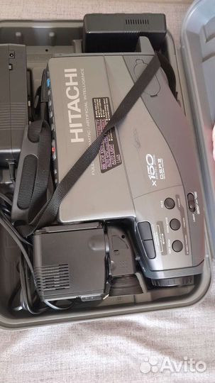 Видеокамера hitachi
