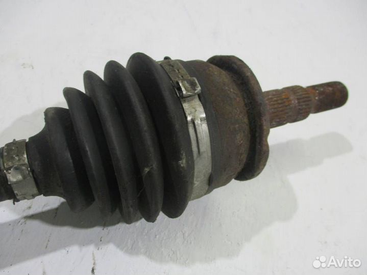 Привод передний правый