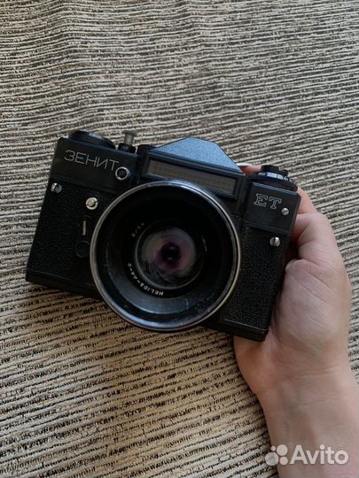 Плёночный фотоаппарат Зенит
