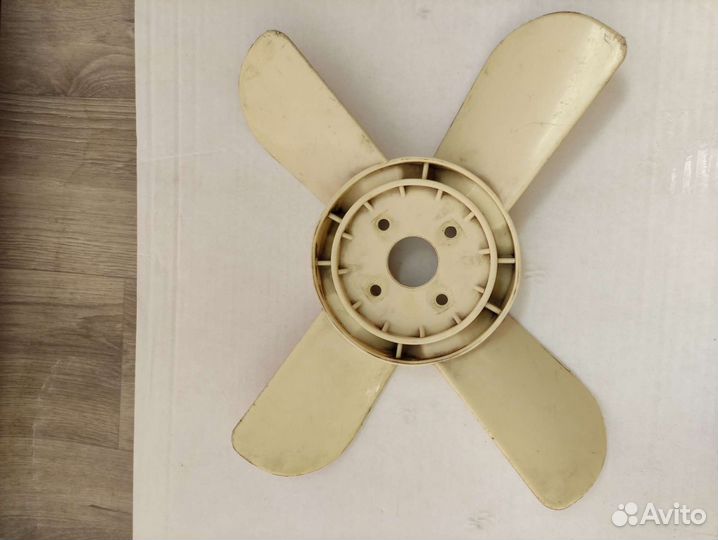 Вентилятор системы охлаждения на Москвич