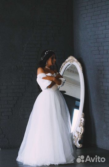 Свадебное платье