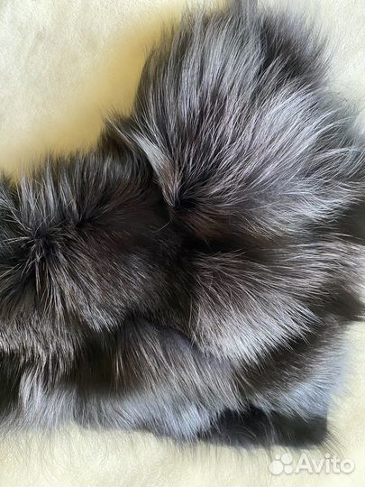 Воротник из меха чернобурки