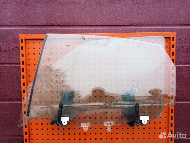 Стекло двери Nissan Teana