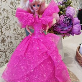 Barbie Happy Holidays 1990 года