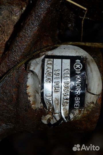 Суппорт переднего моста, левый scania 4-series 144 (01.95-12.04)