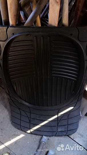 Коврики для автомобилей