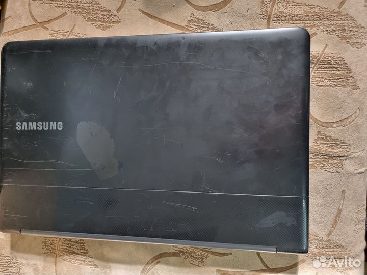 Ноутбук samsung 17.3