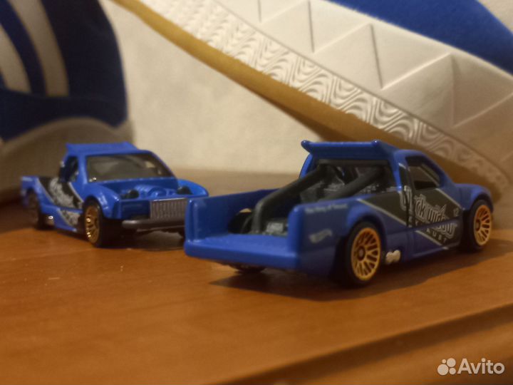 Машинки хотвилс hotwheels