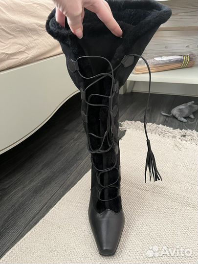 Сапоги Manolo Blahnik