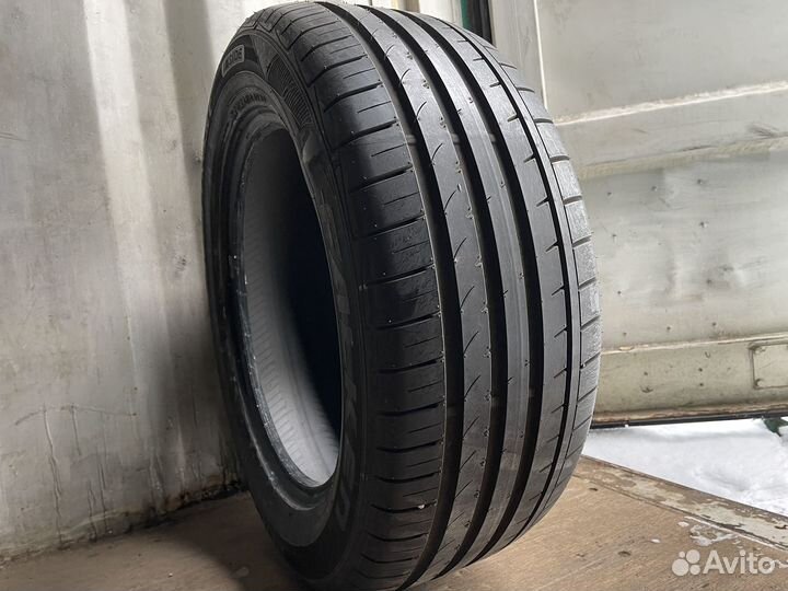 Falken Azenis FK453 255/55 R18