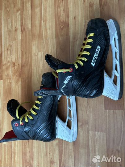 Коньки хоккейные