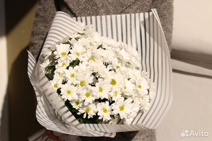 Букеты из ромашек живые цветы пионы тюльпаны