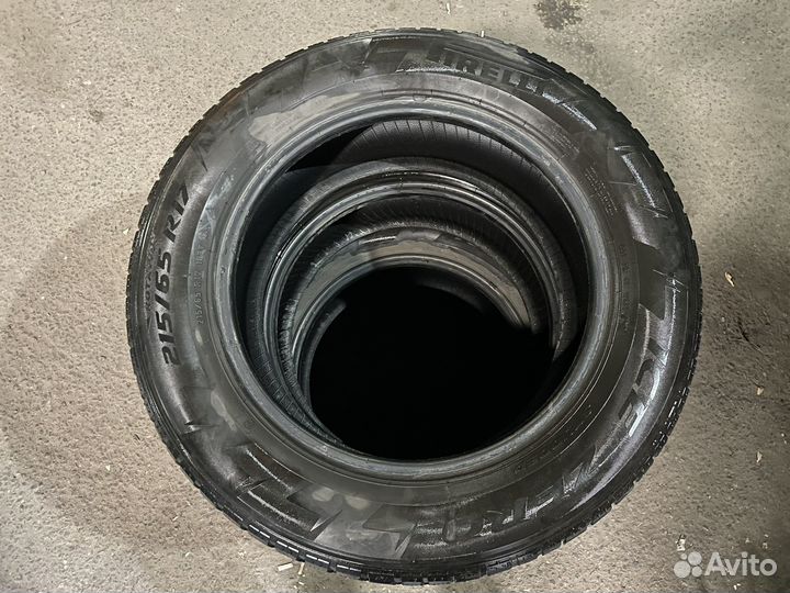 Pirelli Ice Zero 215/65 R17 103T