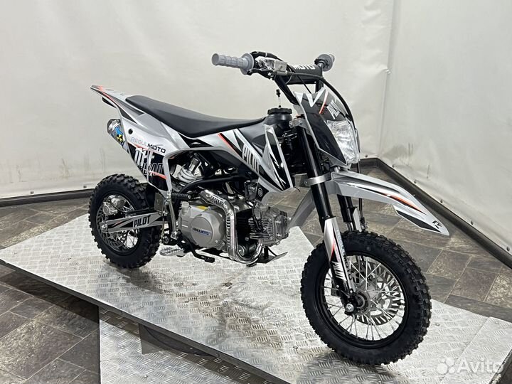 Питбайк Regulmoto Pilot R12/10 110cc