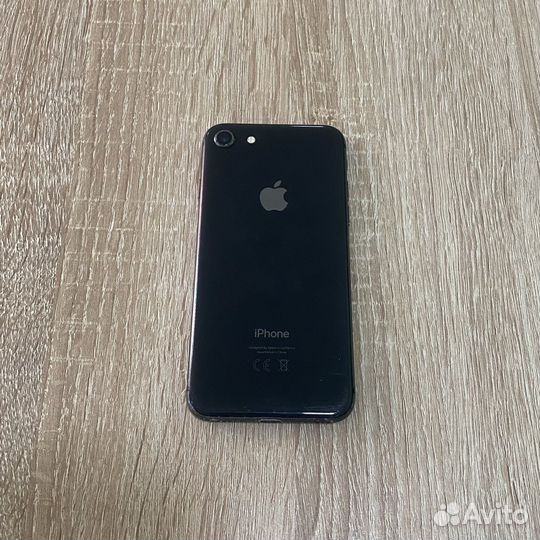 iPhone 8, 64 ГБ