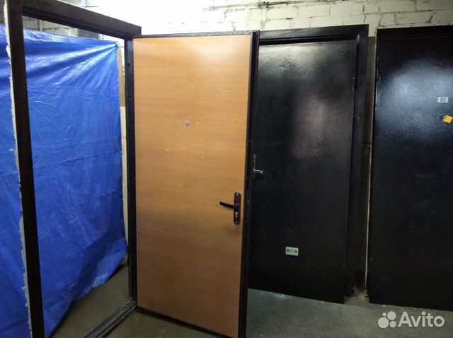 Дверь входная 5 шт