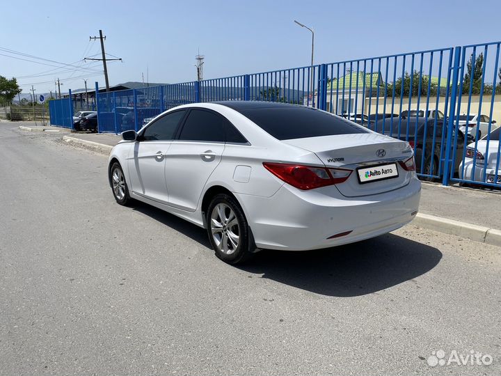 Hyundai Sonata 2.4 AT, 2011, 215 000 км