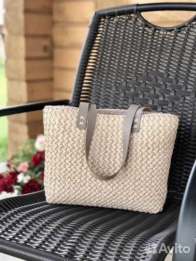 Сумка из рафии ручной работы