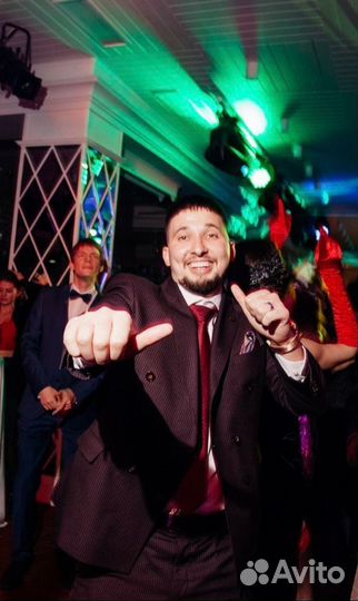 Ведущий на свадьбу, юбилей, день рождения