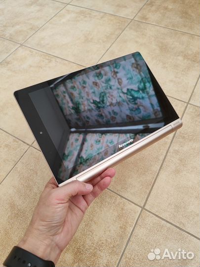 Планшет Lenovo Yoga Tablet 10