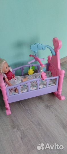 Кроватка для кукол, машинка-каталка, набор доктора