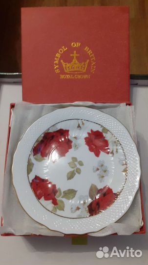 Набор фарфоровых тарелок 