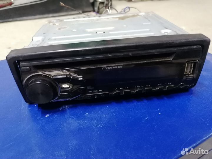 Магнитолы CD, USB, Bluetooth