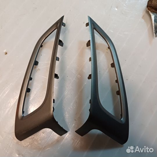 Накладка воздуховода Ford Focus 3 левая правая