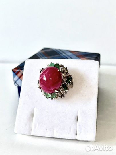 Серебряное кольцо с мадагаскарским рубином