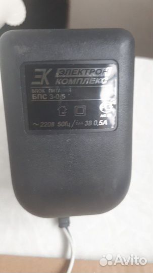 Блок питания стабилизированный на 4.5 Вольта