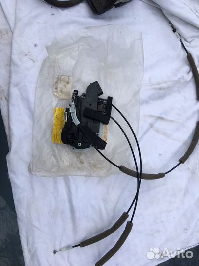 Замок водительской двери infinity FX nissan Murano