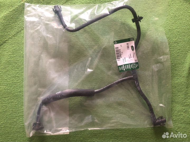 Шланг радиатора Jaguar F-pace