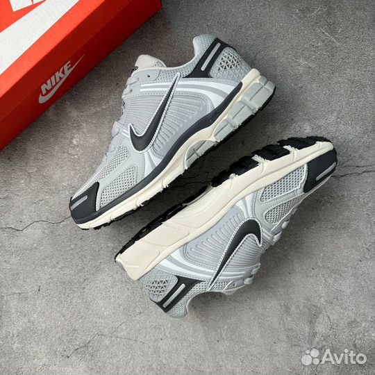 Кроссовки Nike Air Zoom Vomero 5 Grey Black