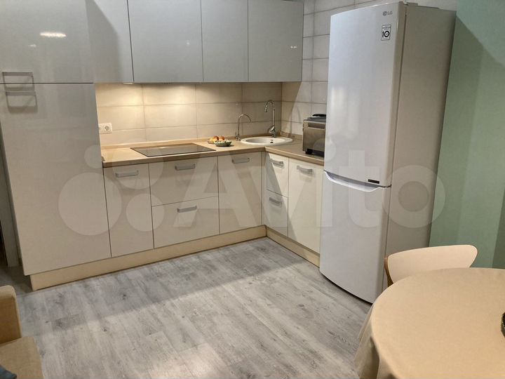 2-к. квартира, 48 м², 3/3 эт.