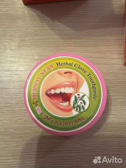 Зубная паста из тайланда