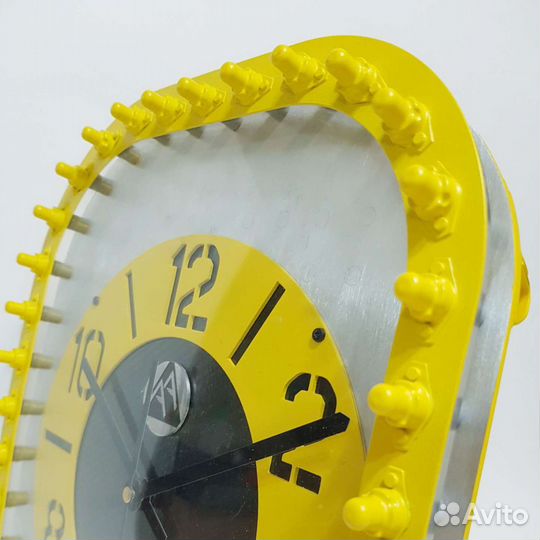 Коллекционные настольные часы