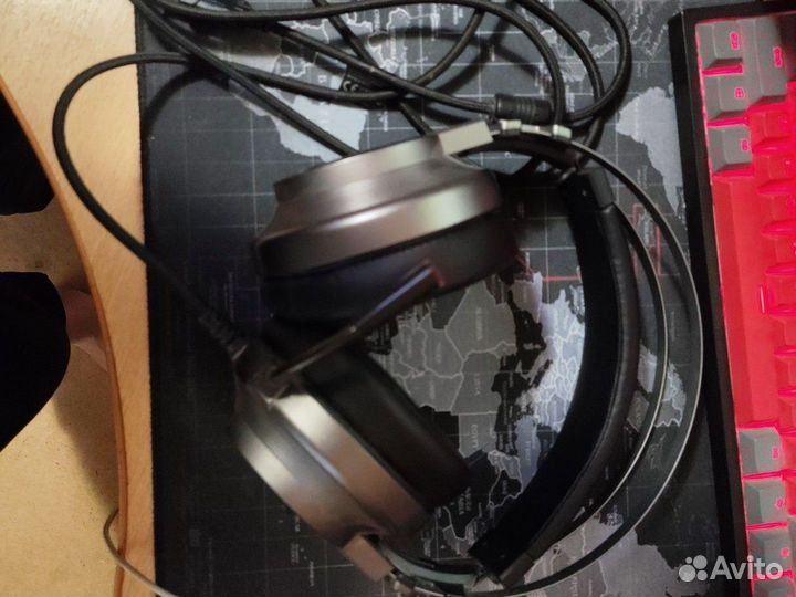 Наушники Bloody