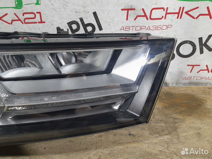 Фара правая Audi Q7 (2015-2020)