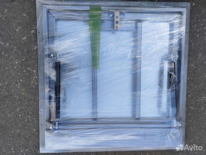 Люк напольный амортизаторами (60*80)