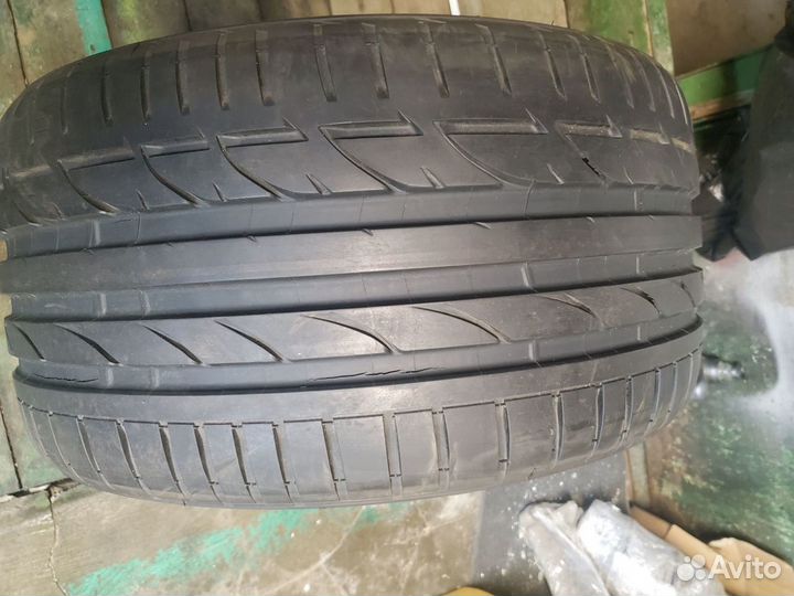 Bridgestone Potenza S001 285/30 R19