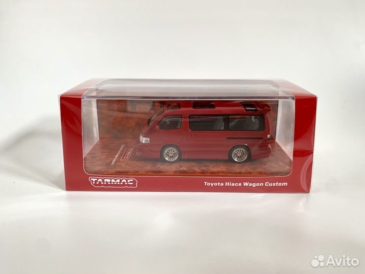 Модель Tarmac 1 64 Toyota Hiace Wagon Custom
