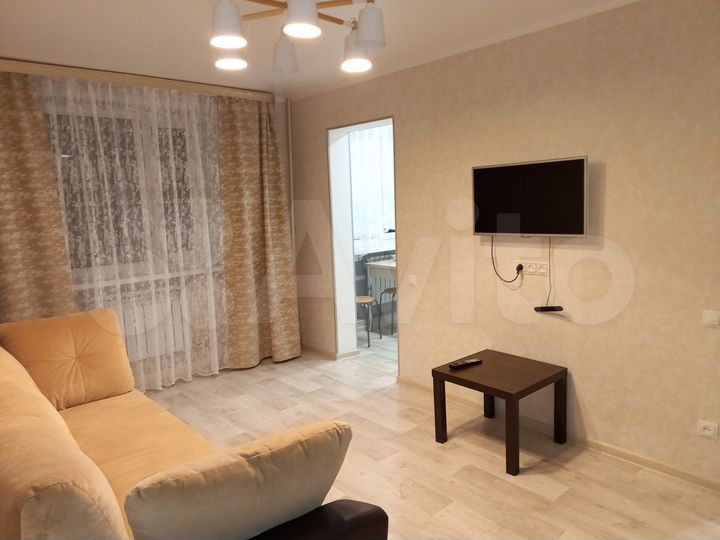 2-к. квартира, 40 м², 1/2 эт.